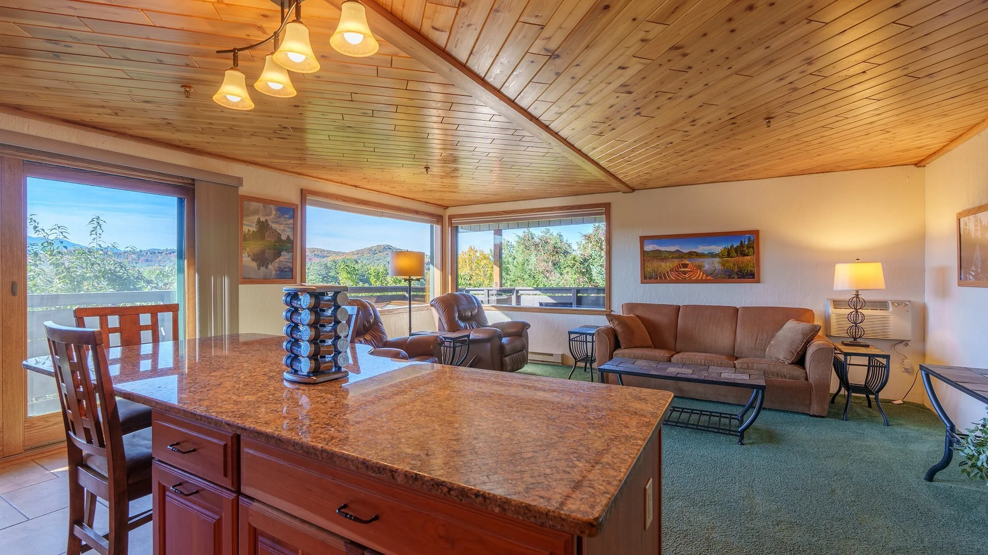 Premium King with Mountain View Balcony 5