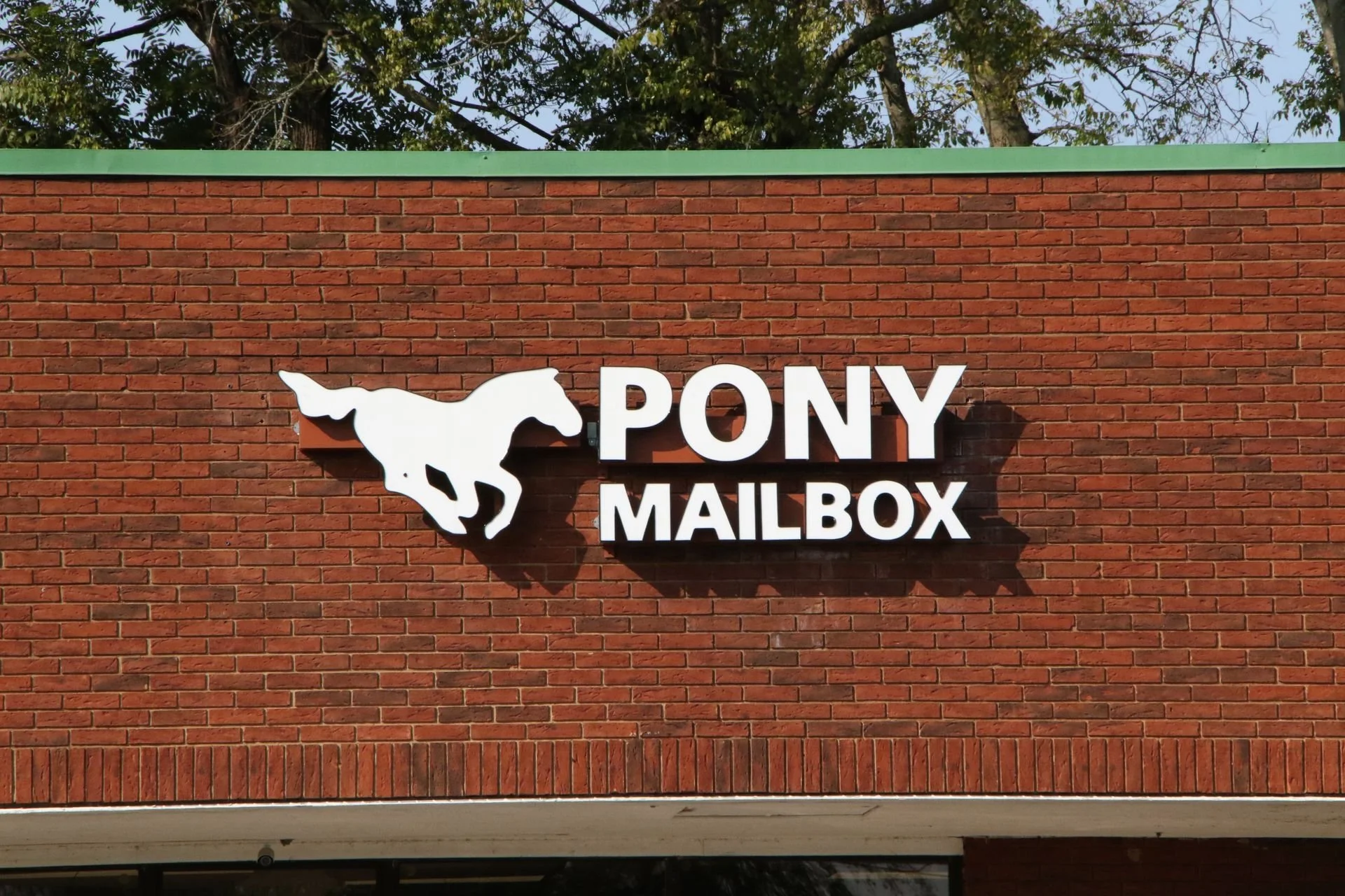 Pony Mailbox & Business Center in Gallatin, TN, 540 W Main St.