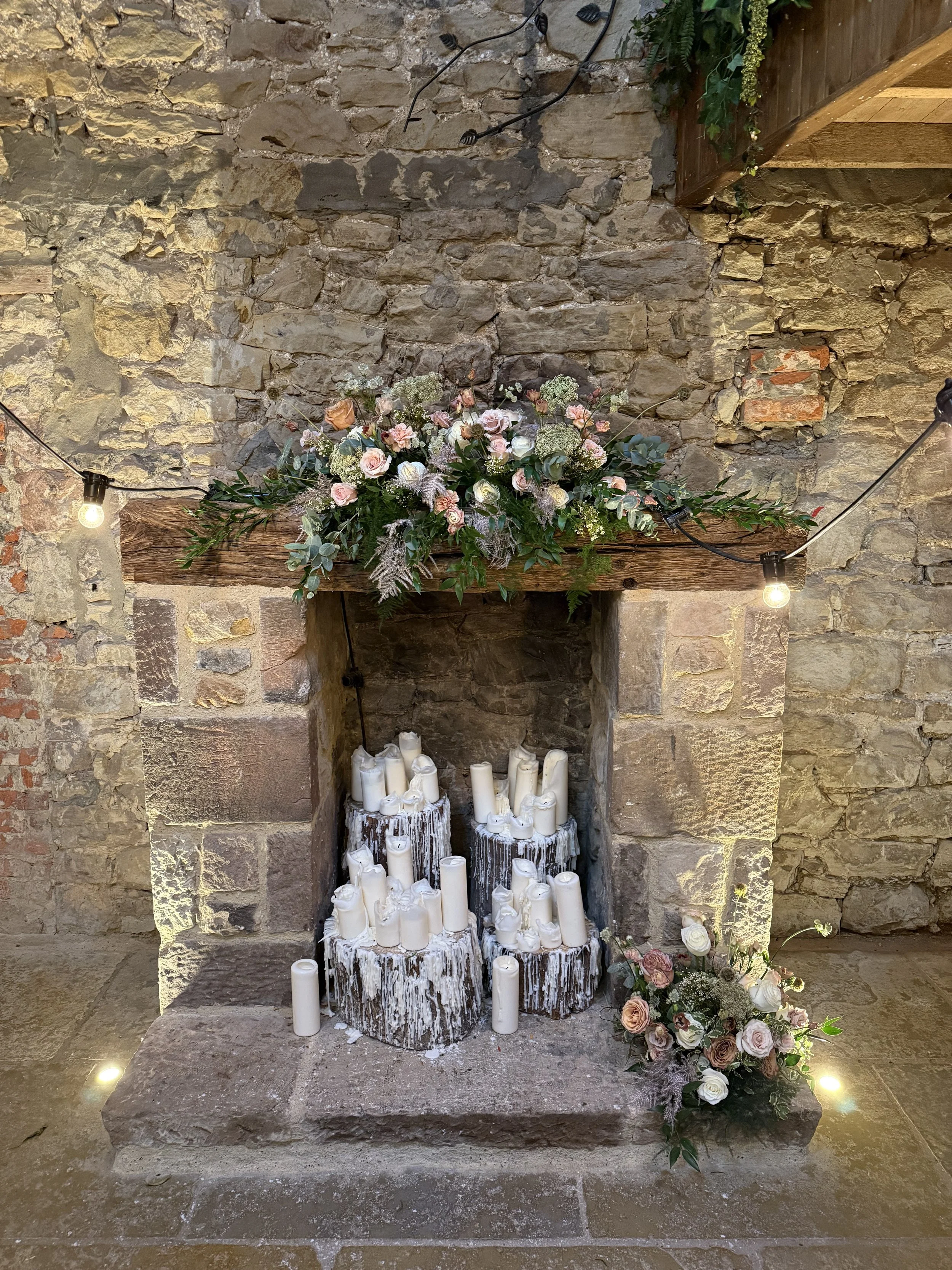 Floral mantl arrangement
