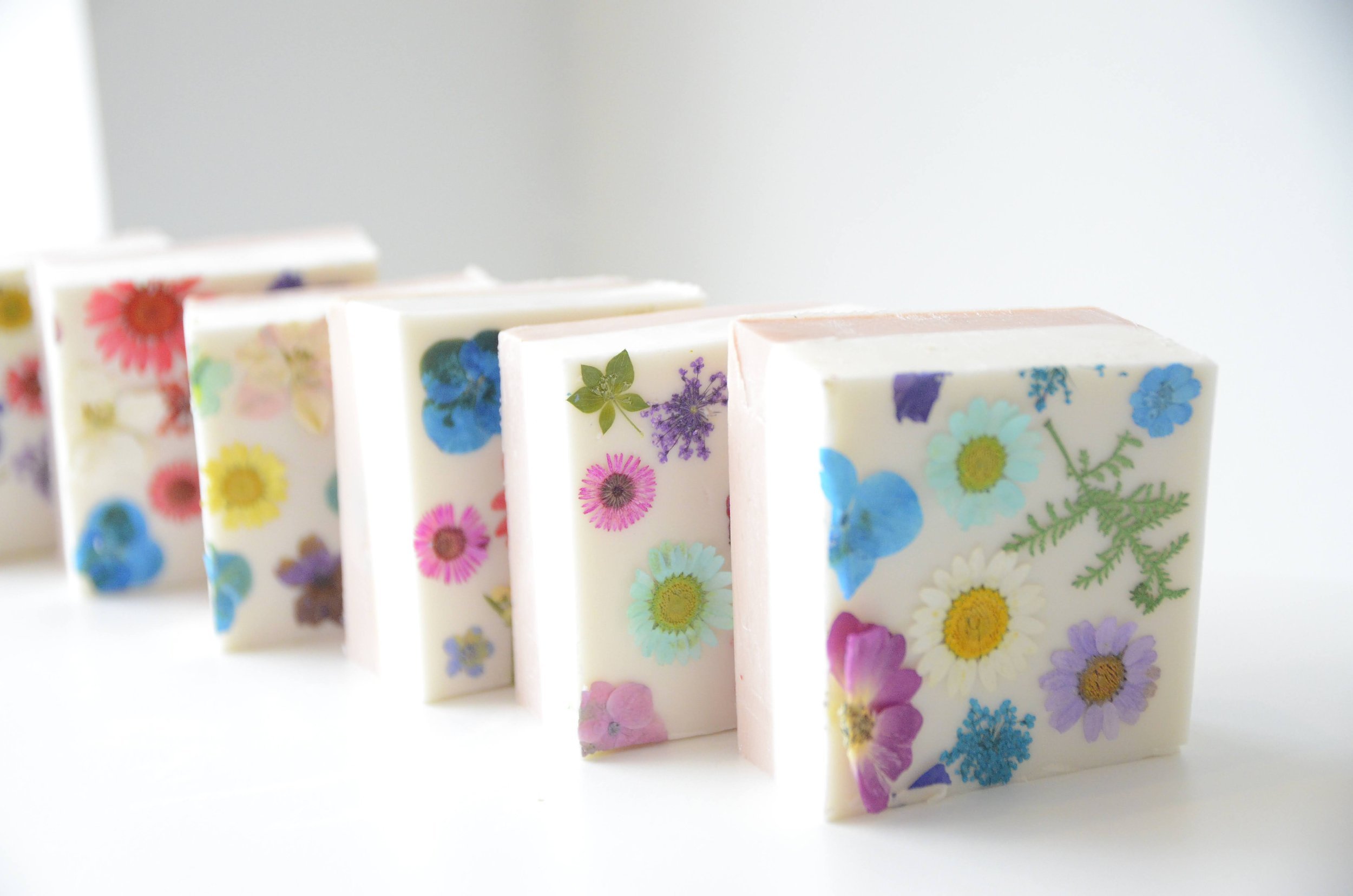 coconut-milk-rose-clay-pressed-flower-handmade-soap-5.jpeg
