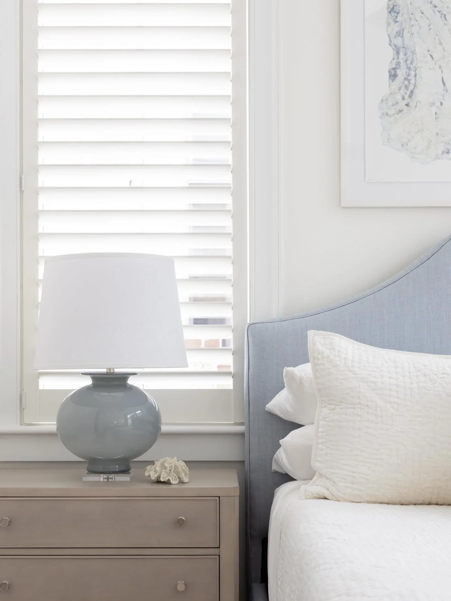 Located in the heart of the Palmetto Bluff community, the design behind this renovation and full house furnishings project was inspired by the preserve&rsquo;s stunning coastal surroundings, enriched by wilderness, wildlife, rivers + salt marshes ✨

