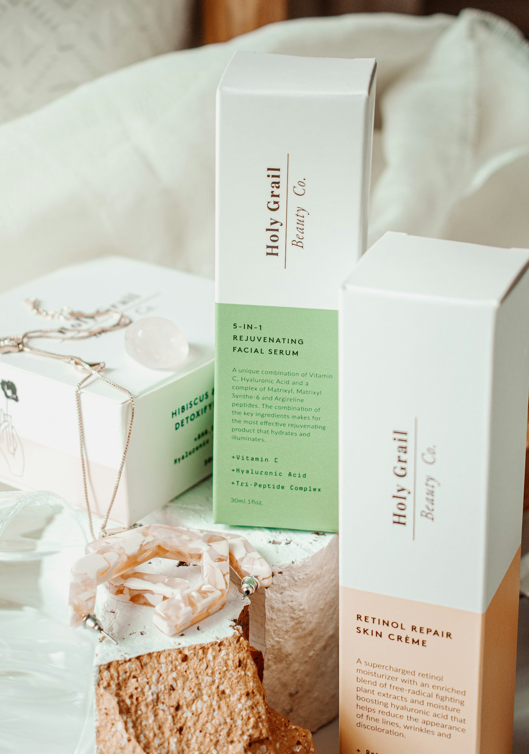 Custom Skincare Packaging Manufacturer in the USA