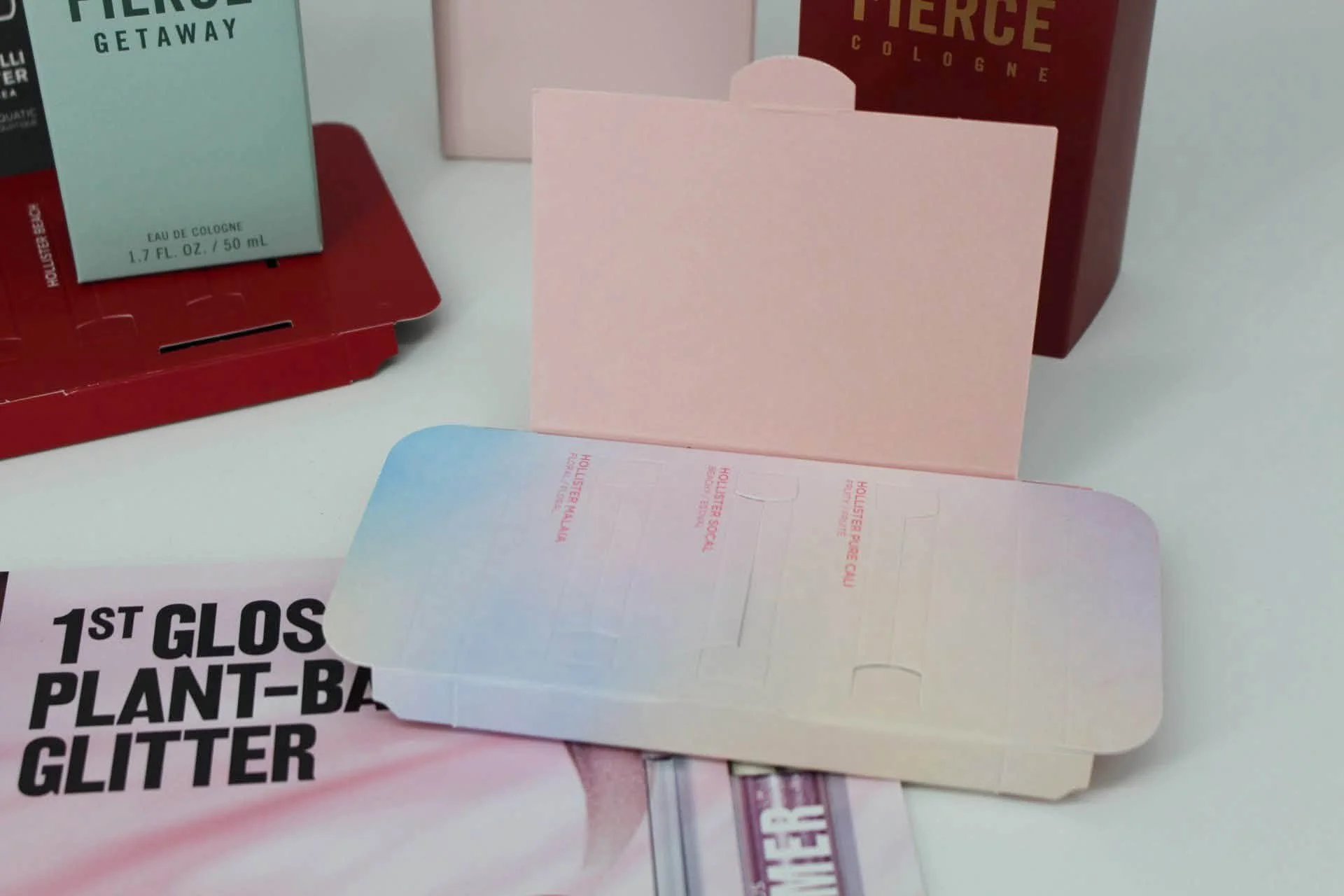 Custom Fragrance samples packaging printed for Hollister
