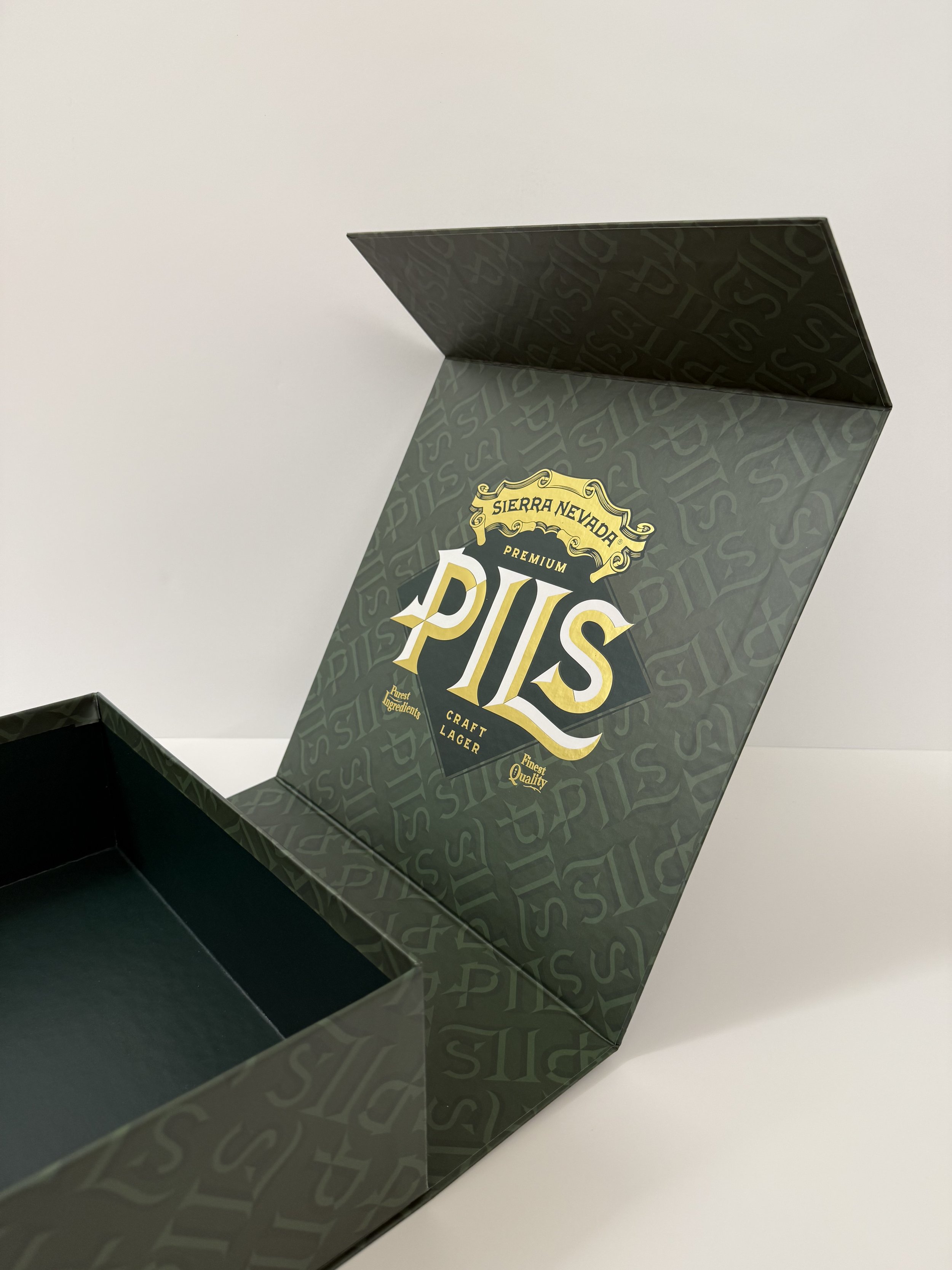 Custom Printed Rigid Box for Sierra Nevada Premium Pils Craft Lager for Branded PR Packages Campaign printed by TEAM Concept in Carol Stream, Illinois