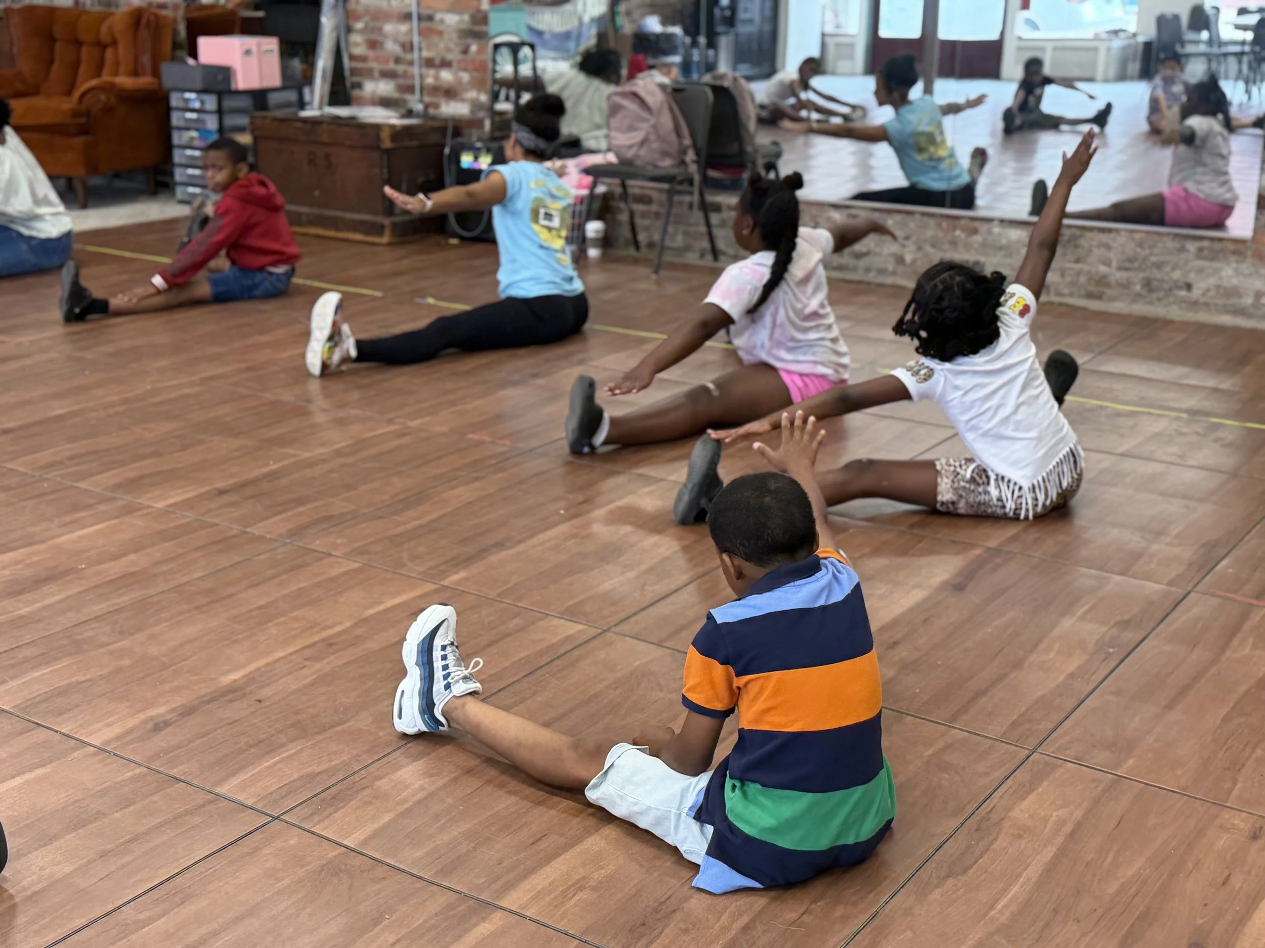 Dance I: Jazz, Ballet Basics & More (Ages 7–11) Tuesday 6:30-7:30pm