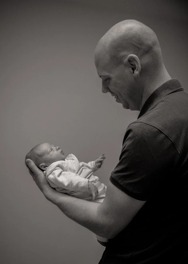 veilig in pappa's sterke armen