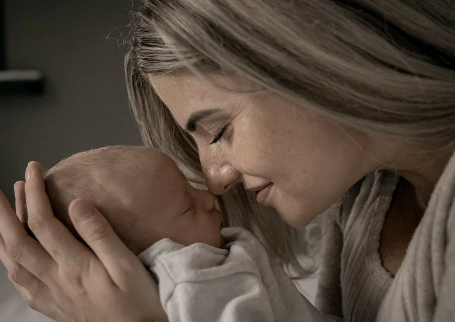 lief klein mensje, ik kus je zacht