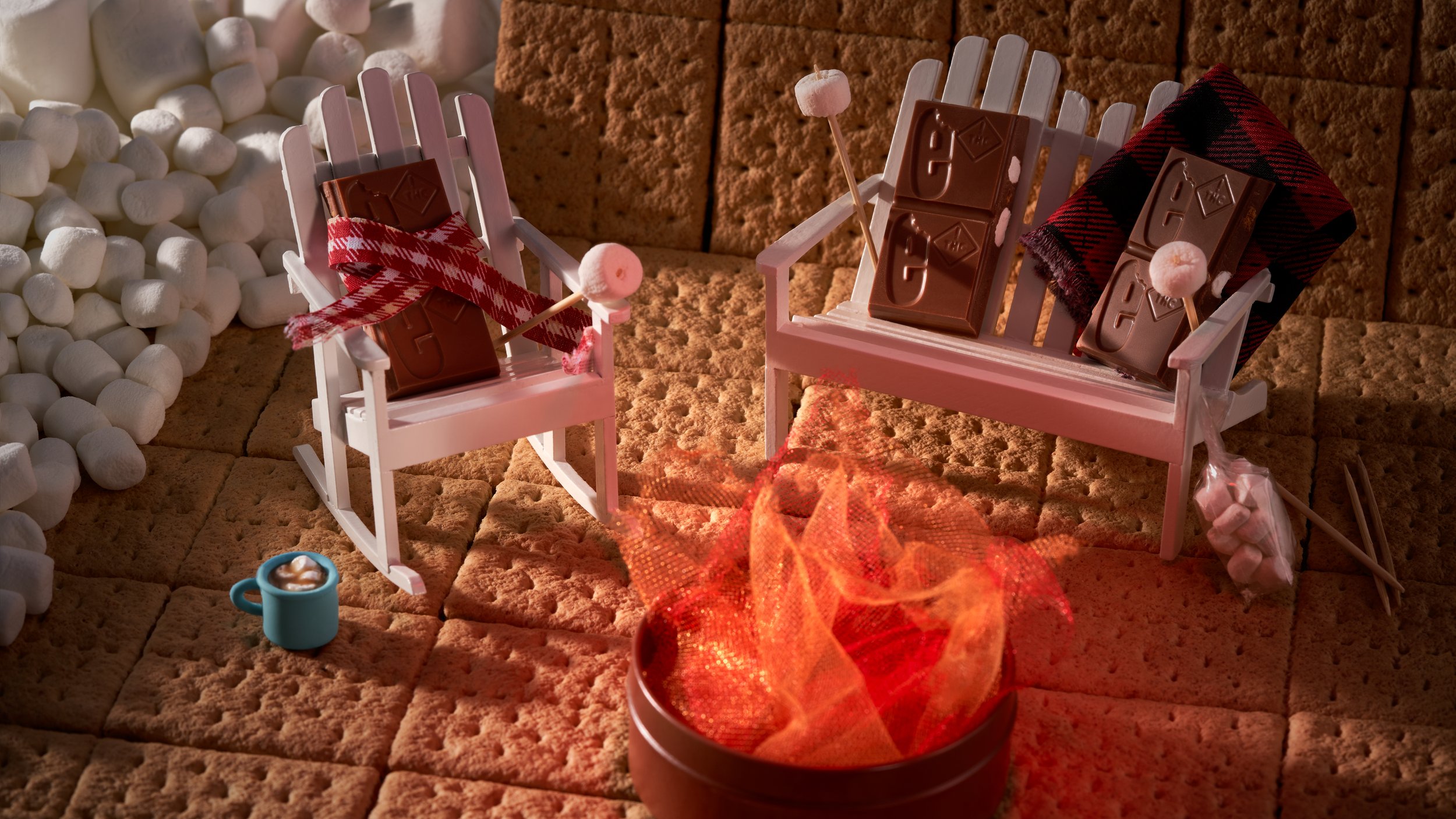 Incredibles_2021-03-24_Chocolate_Smores_GoldenHour.jpg