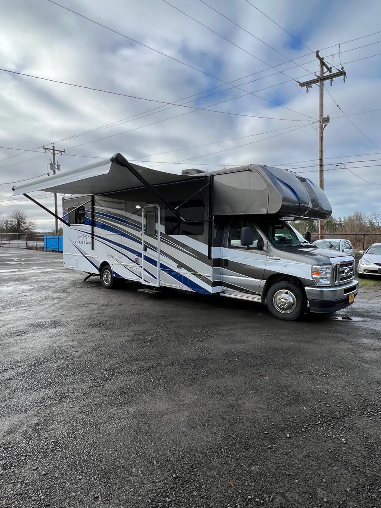 CLASS C MOTORHOMES — Summit RV Junction City, Oregon