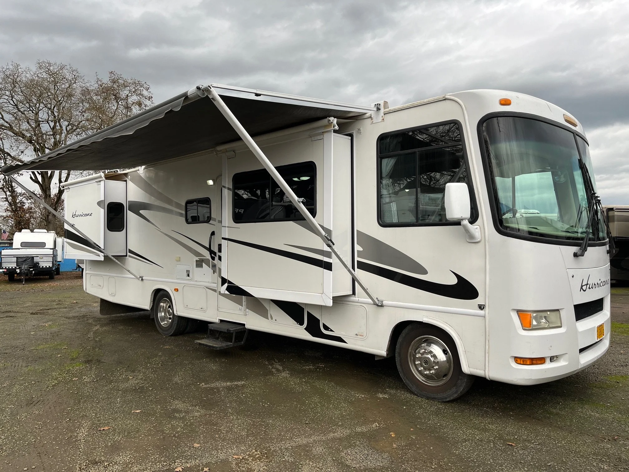 CLASS A MOTORHOMES — Summit RV Junction City, Oregon