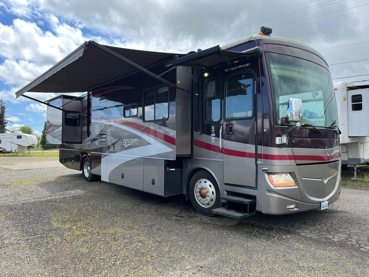 CLASS A MOTORHOMES — Summit RV - Junction City, Oregon