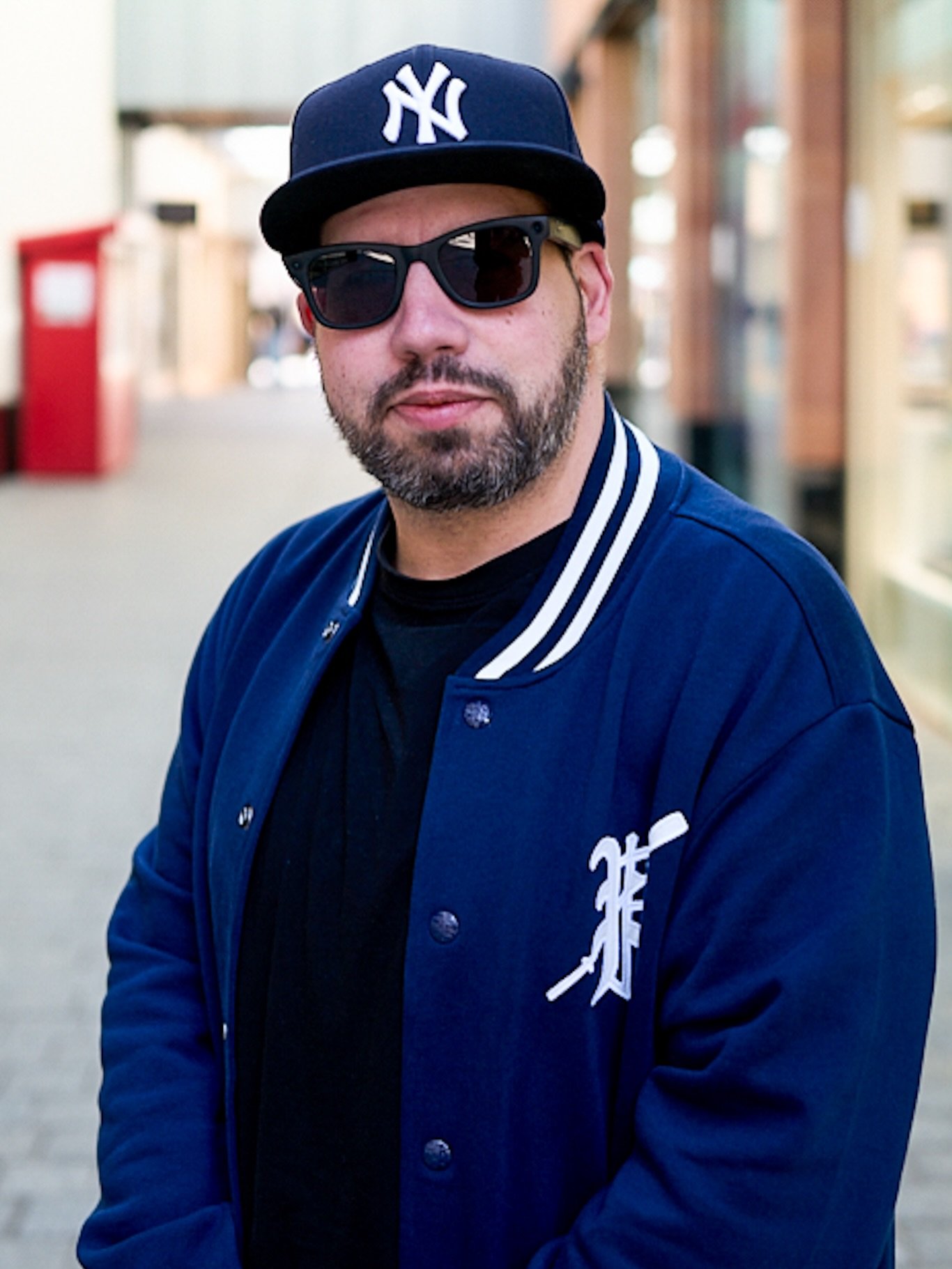 Today&rsquo;s my birthday! 🎂

I wanted to do street portraits for a very long time. I started at the beginning of 2025. I finally kicked myself into doing it and saw how impactful it is. But it wasn&rsquo;t until April 2025 that I started to make th