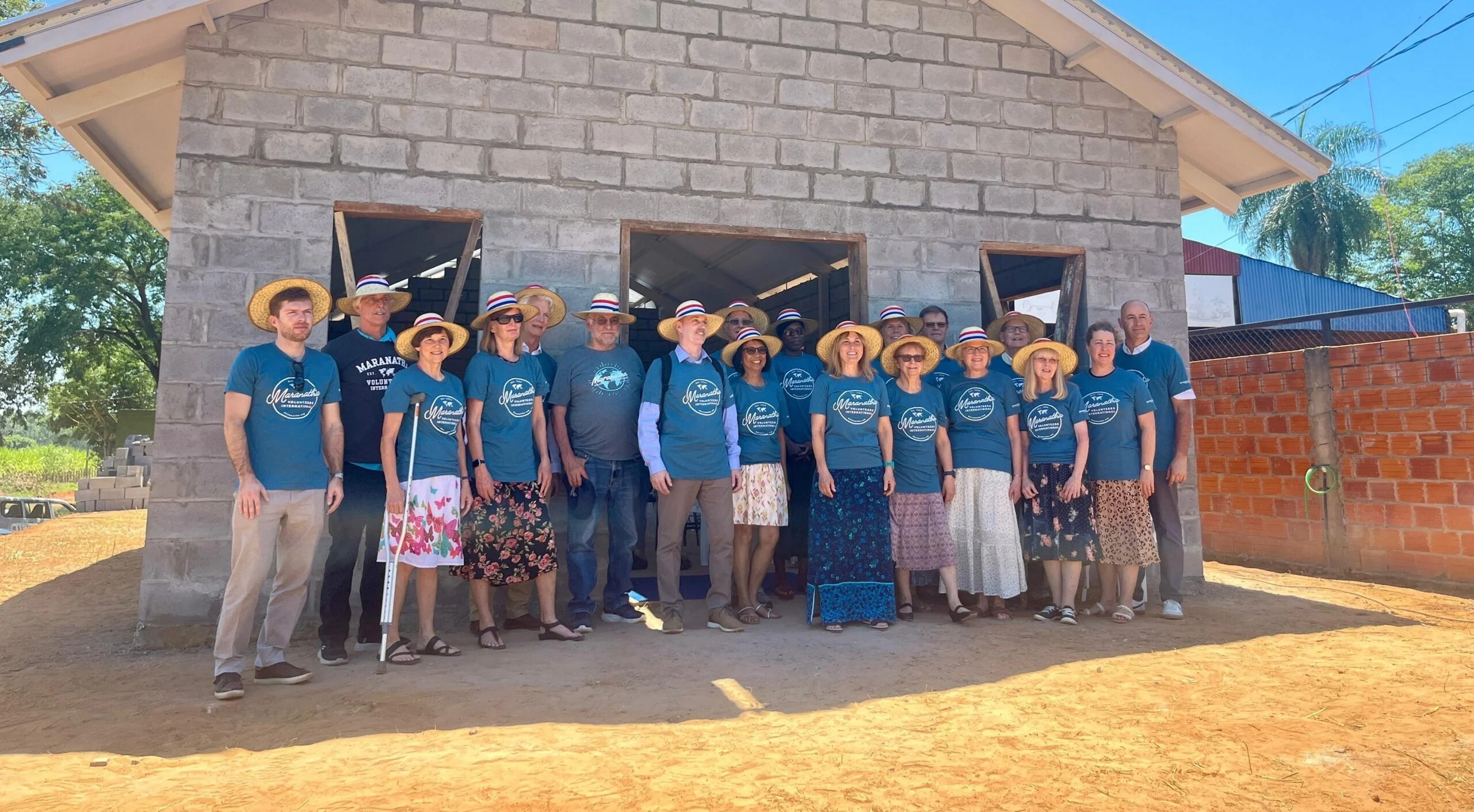 Novas Paredes na Igreja e Novos Membros no Paraguai