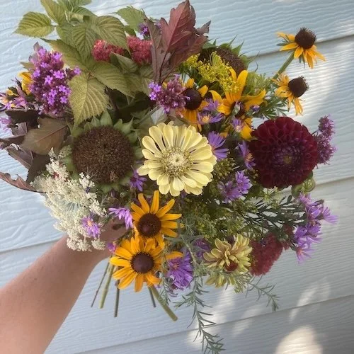 Seasonal bridal bouquet