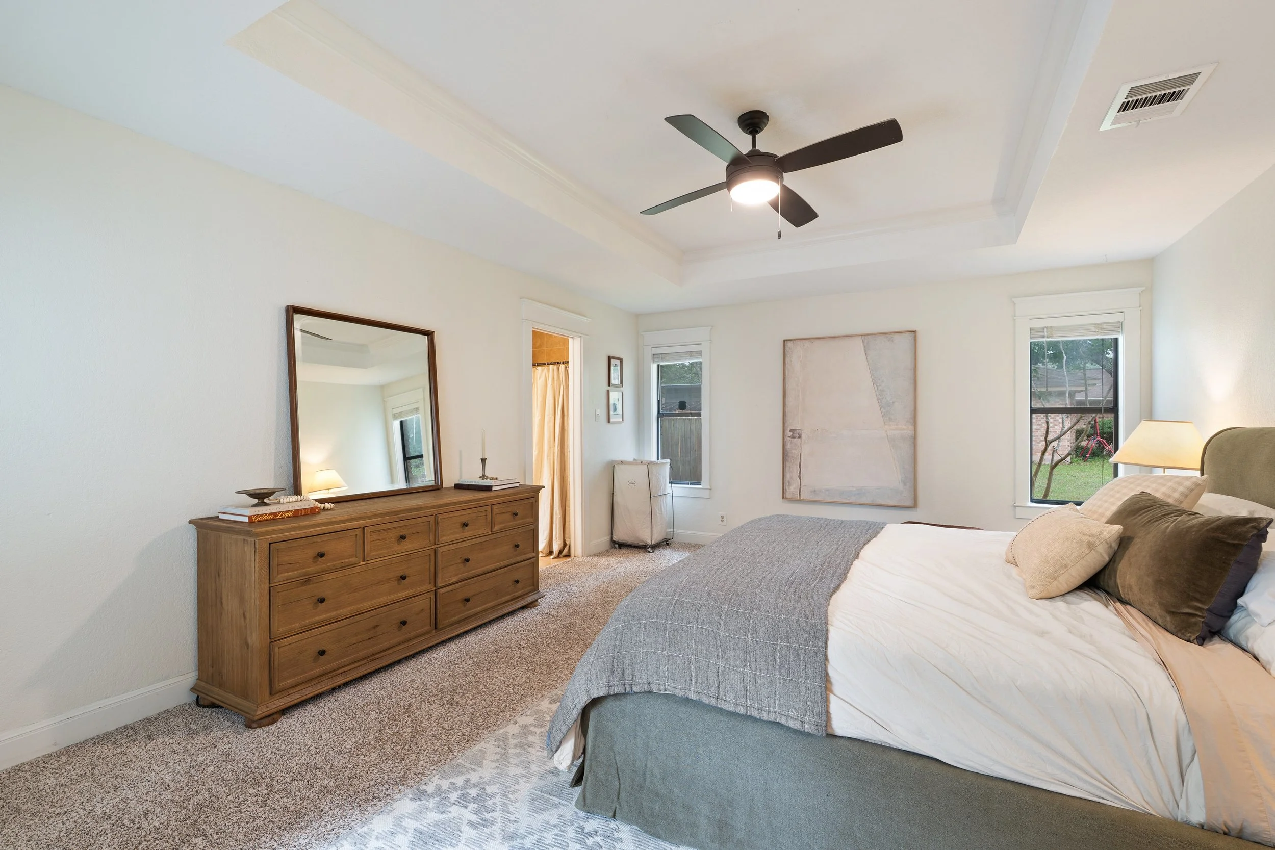 5Primary Bed_032.jpg