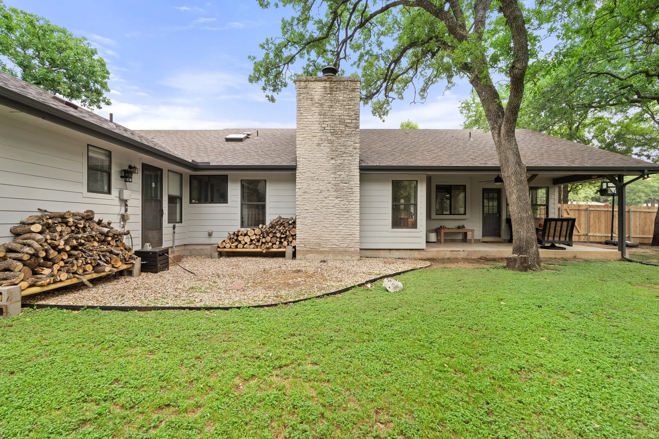 8Backyard_066.jpg