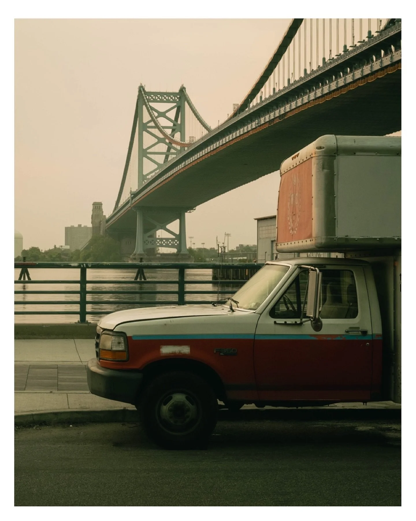 Photos I Took With My Fujifilm XE4.

#fujixseries #fujifilm #fujifilmx_us #fujifilmrecipe #fujixweekly #streetphotography #likefilm #behindthescene #fujifeed #film #contentcreator #philadelphia #philadelphiaphotographer #visitphilly #photographer #cr