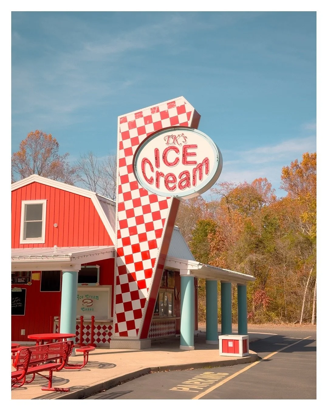 Before and after. Or more after and before 😉

#iphone #shotoniphone #fujixseries #fujifilm #fujifilmx_us #fujifilmrecipe #fujixweekly #streetphotography #likefilm #behindthescene #fujifeed #film #contentcreator #philadelphia #philadelphiaphotographe