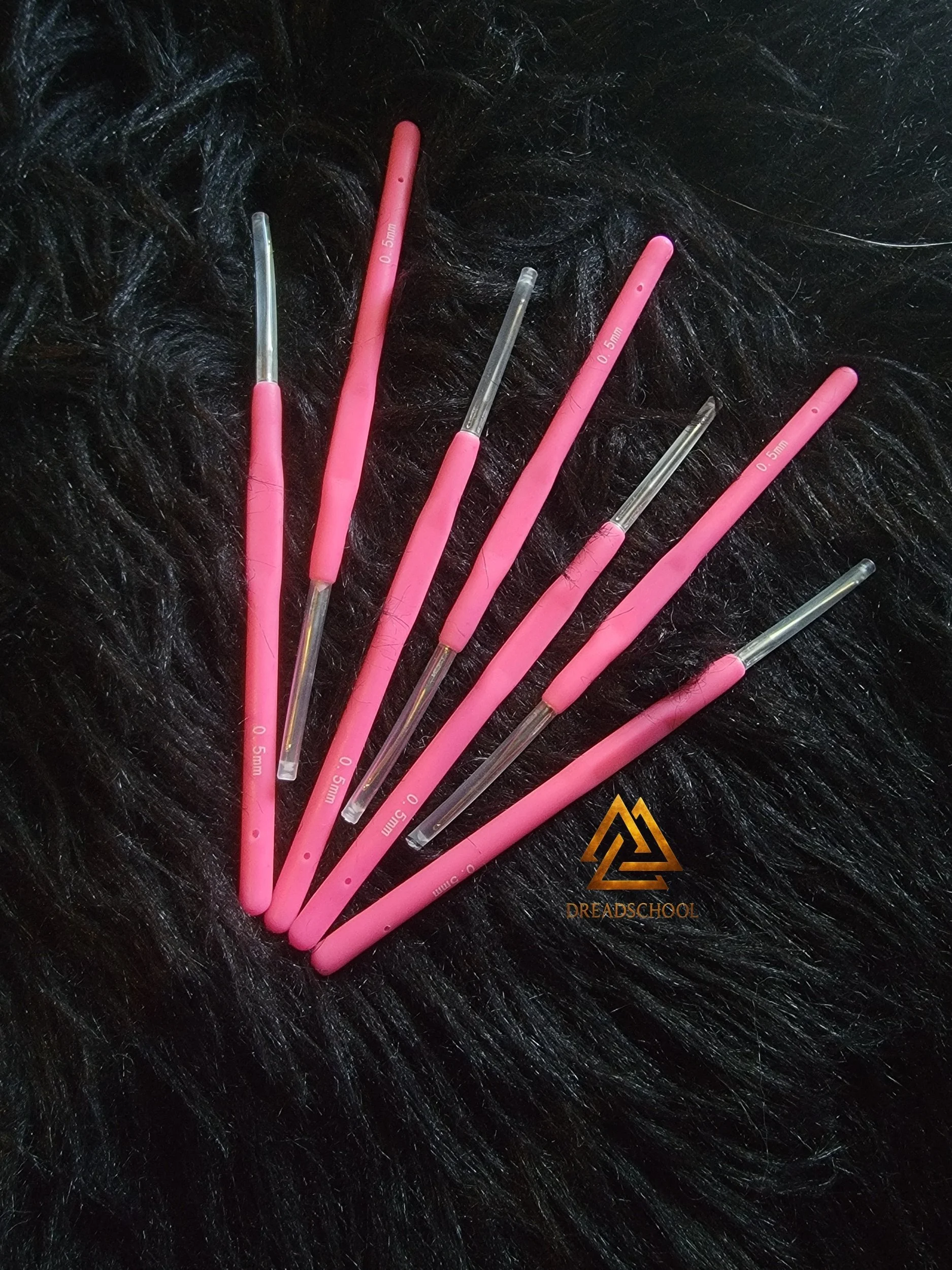 0.5 (pink)
