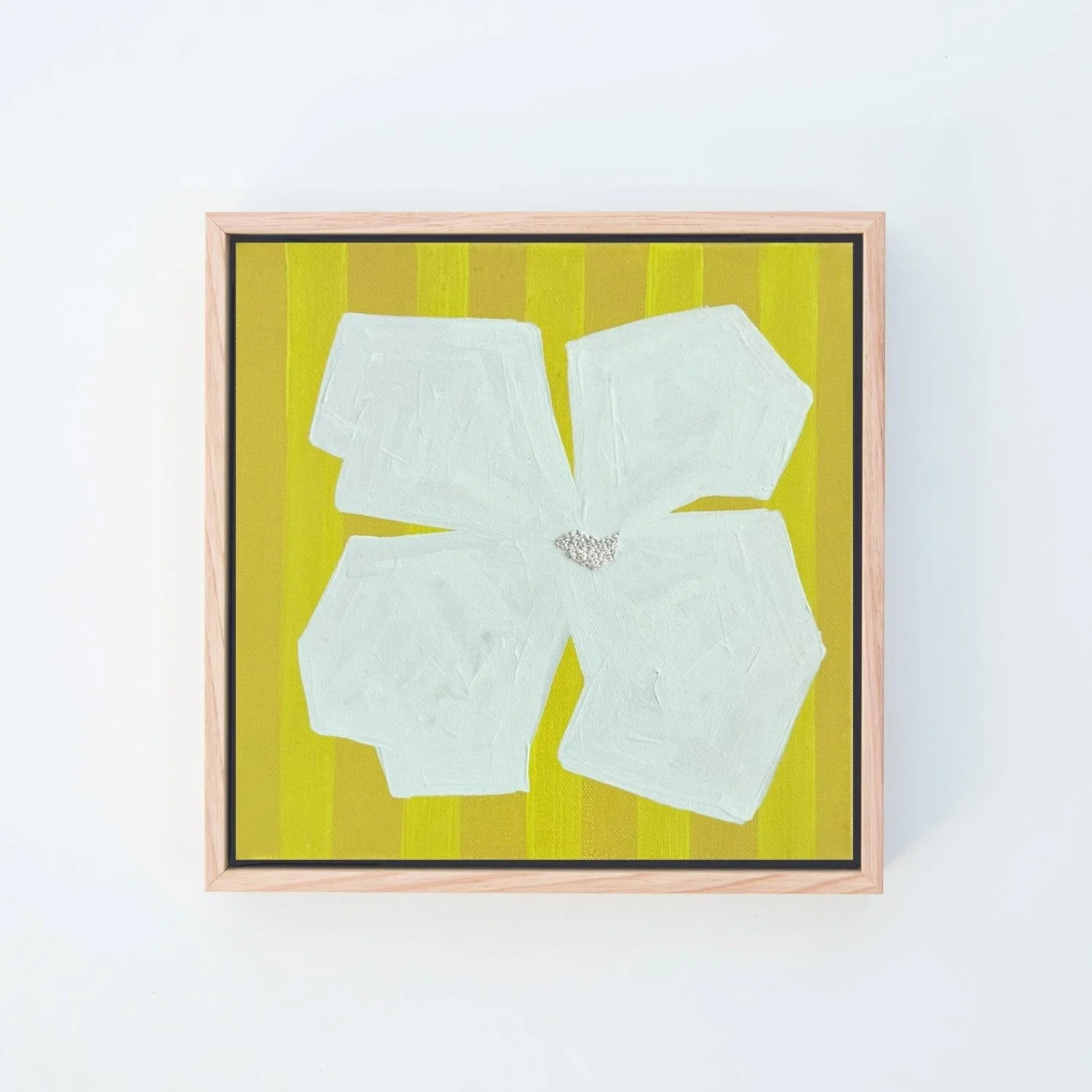 EMBLA - 28 x 28cm - RRP $420