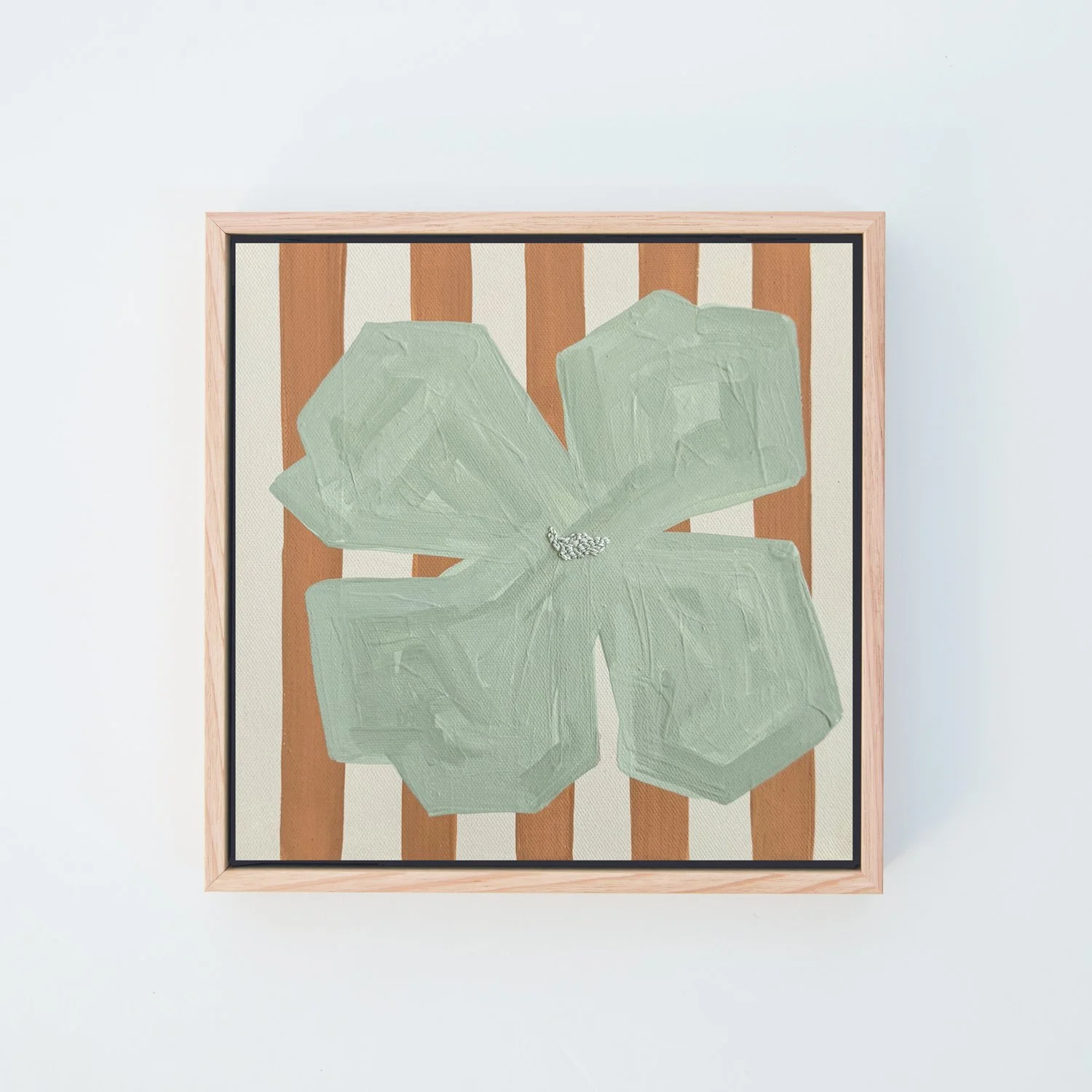 AMARIS - 28 x 28cm - RRP $420