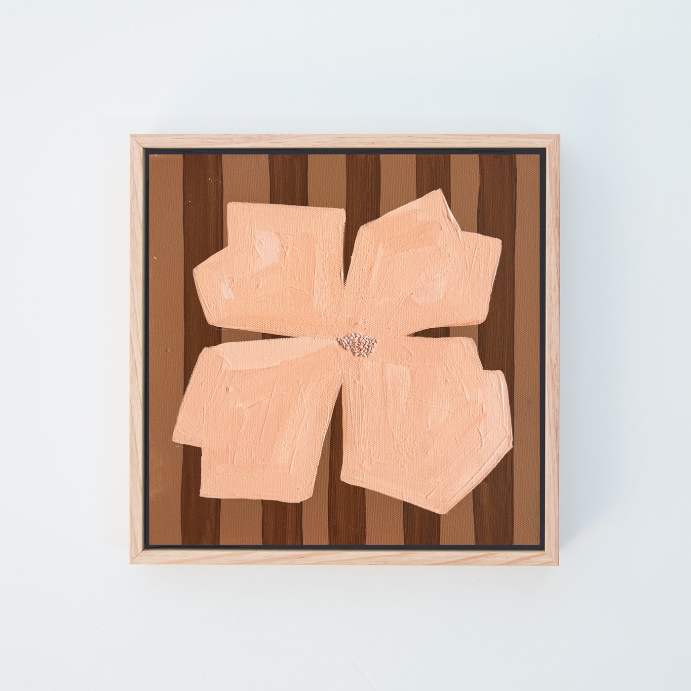 MALLORY - 28 x 28cm - RRP $420
