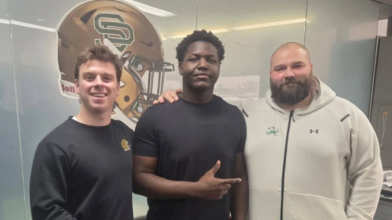 chicago 5-star defensive lineman has notre dame ties