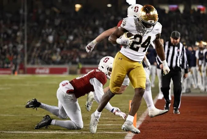 Notre Dame Closes Regular Season With 49-20 Rout of Stanford