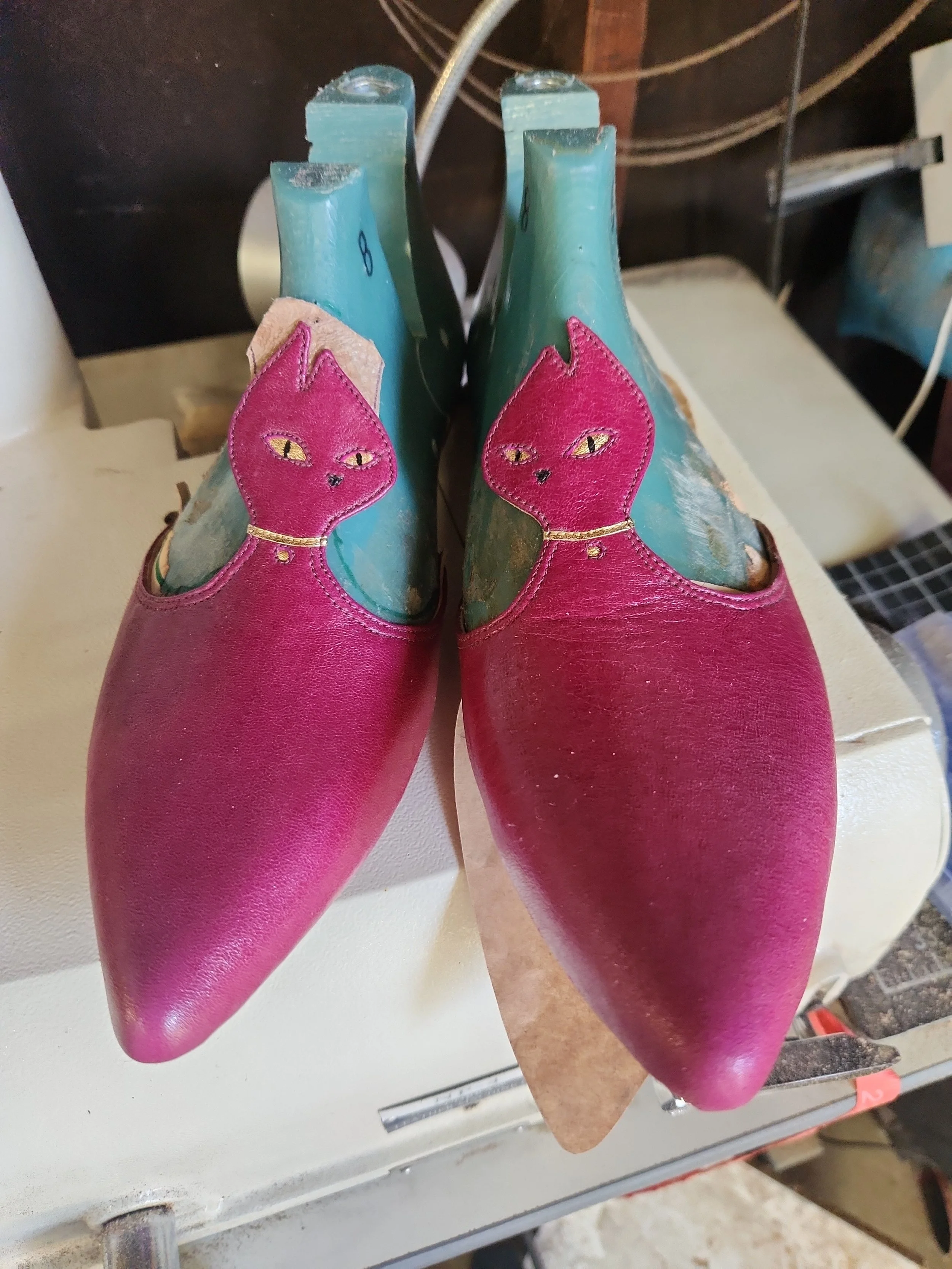 on the last w/o soles or heels