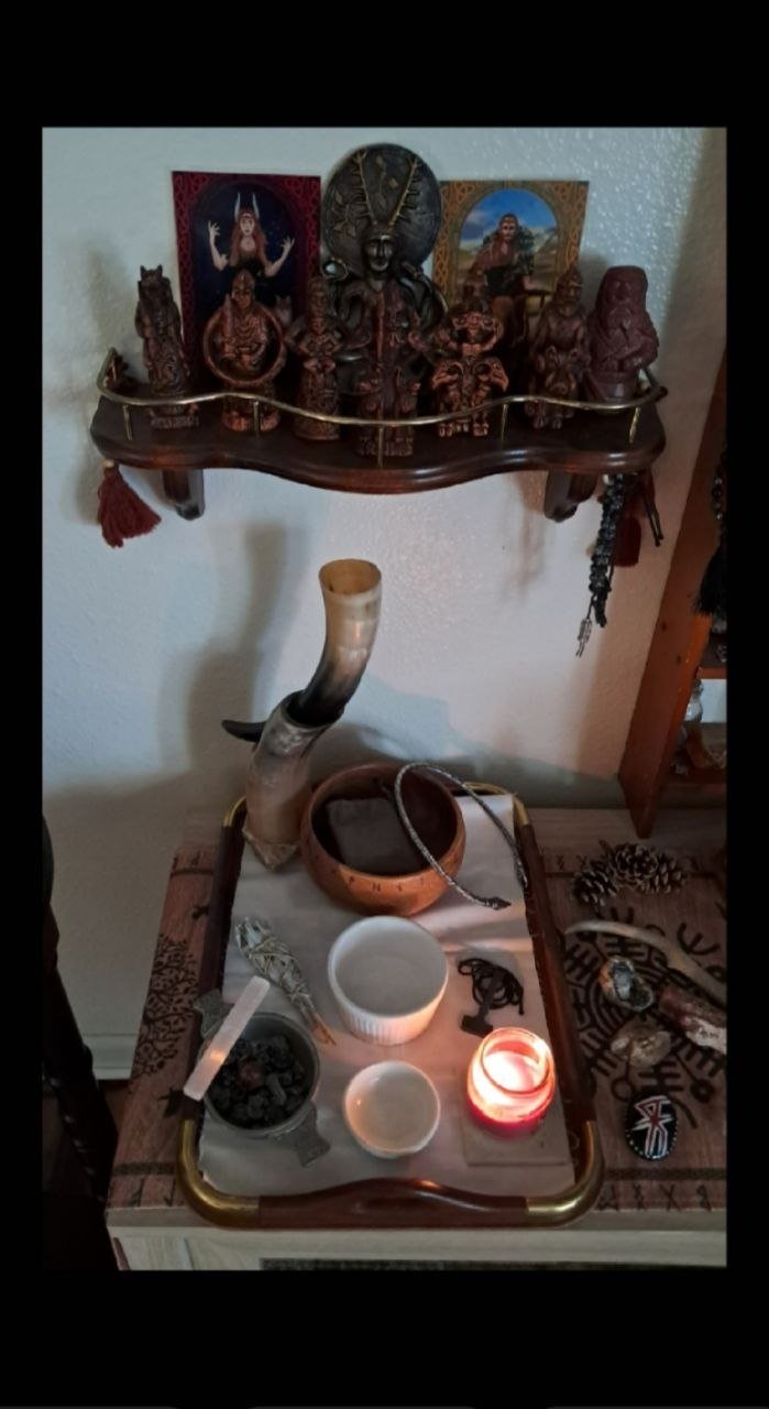Hlóð: The Sacred Hearth of the Home