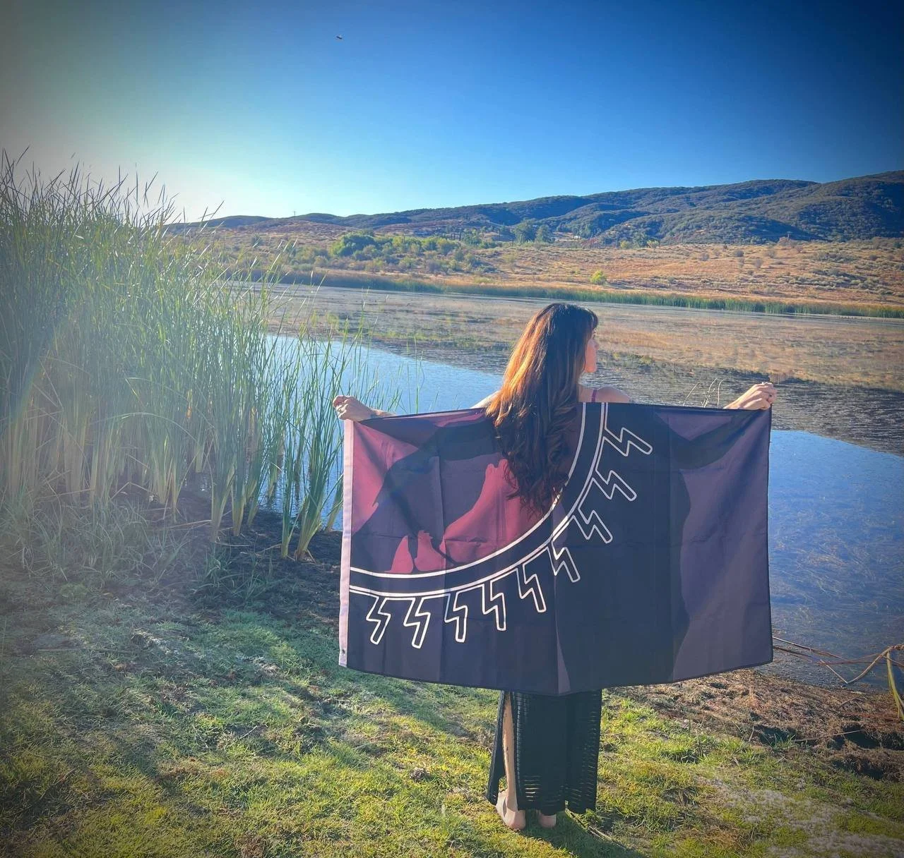 Men and Women of the Folk: Leading by Example Against Modernity