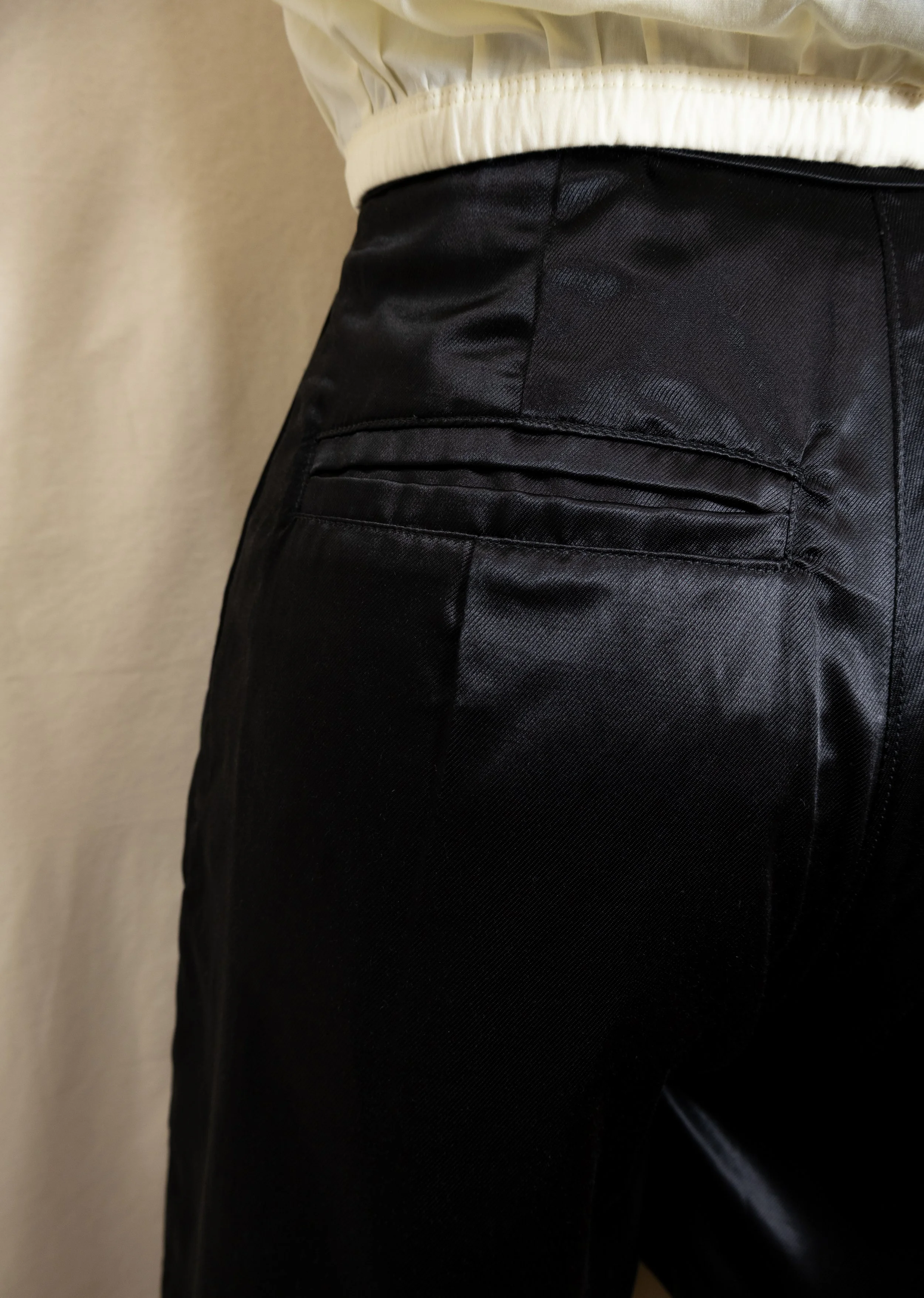 SALEMSHORTS_DETAIL-1.jpg