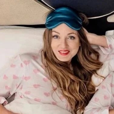 polly hazelwood - somatic therapist & podcaster