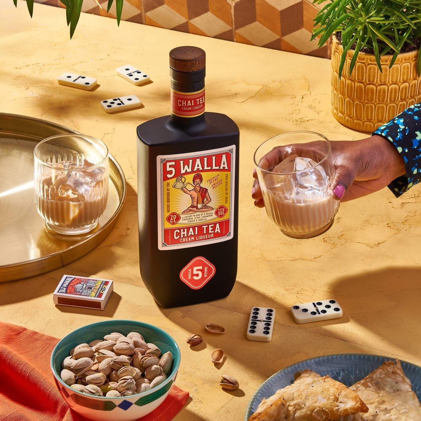 Treat yourself to 5 Walla, a creamy rum-based delight with the perfect blend of cinnamon, clove, cardamom, vanilla, and ginger. It&rsquo;s a chaitastic sip every time! 🍹

Get your own bottle here:
https://wanderlustdrinkscompany.com

#5Walla #ChaiLi