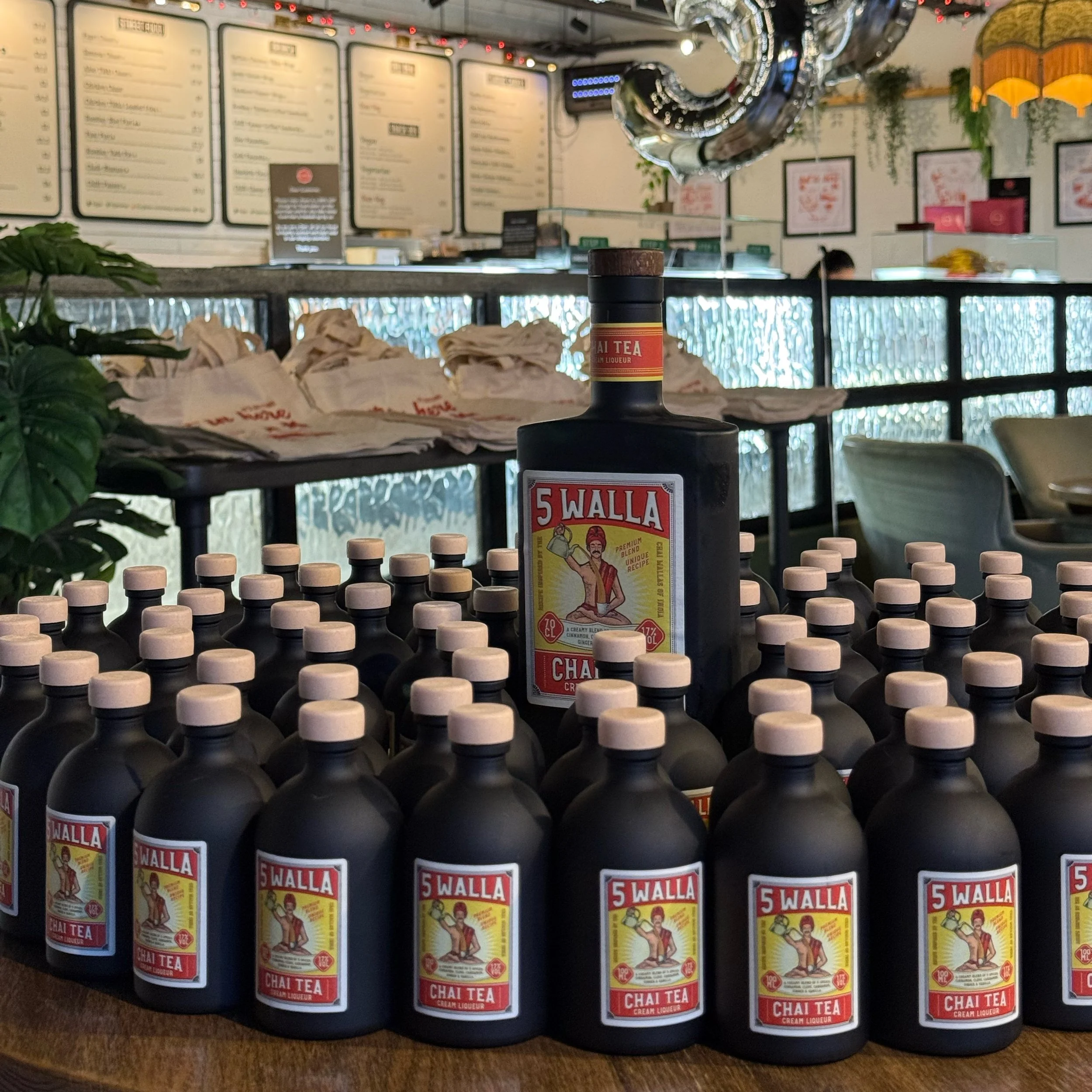 Big love to Bombay Deli on 30 years!We are honoured to be part of their celebration!

#5Walla #ChaiLiqueur #Chai