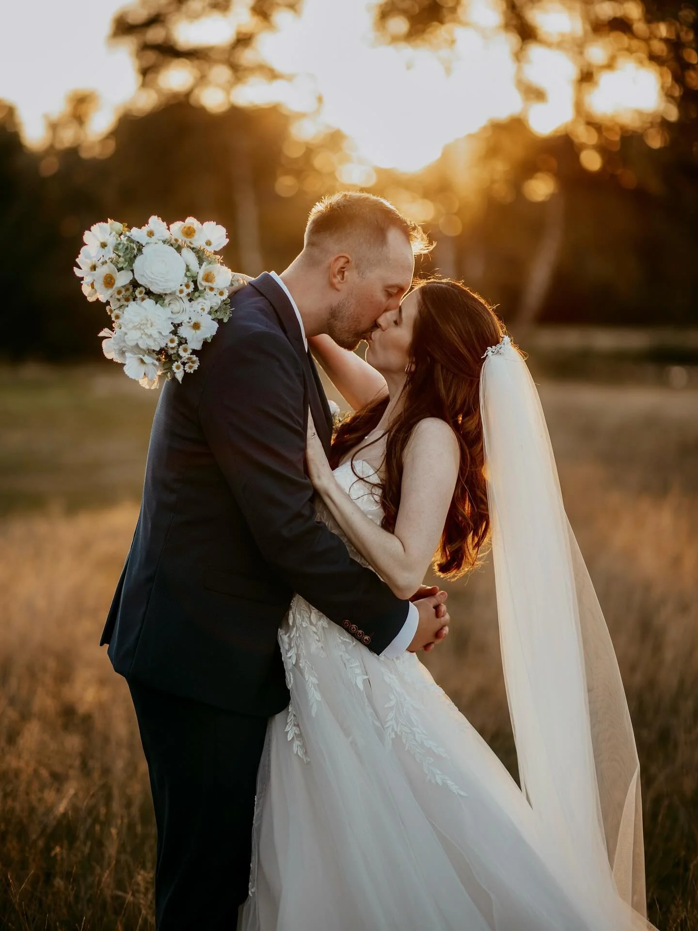 𝐽 &amp; 𝑀 | @oldthornshotel 

What a day it was to capture Jess &amp; Mike&rsquo;s beautiful wedding ✨

I honestly feel so lucky to have captured this wonderful family through so many of their precious milestones, from pregnancy, engagement, newbor