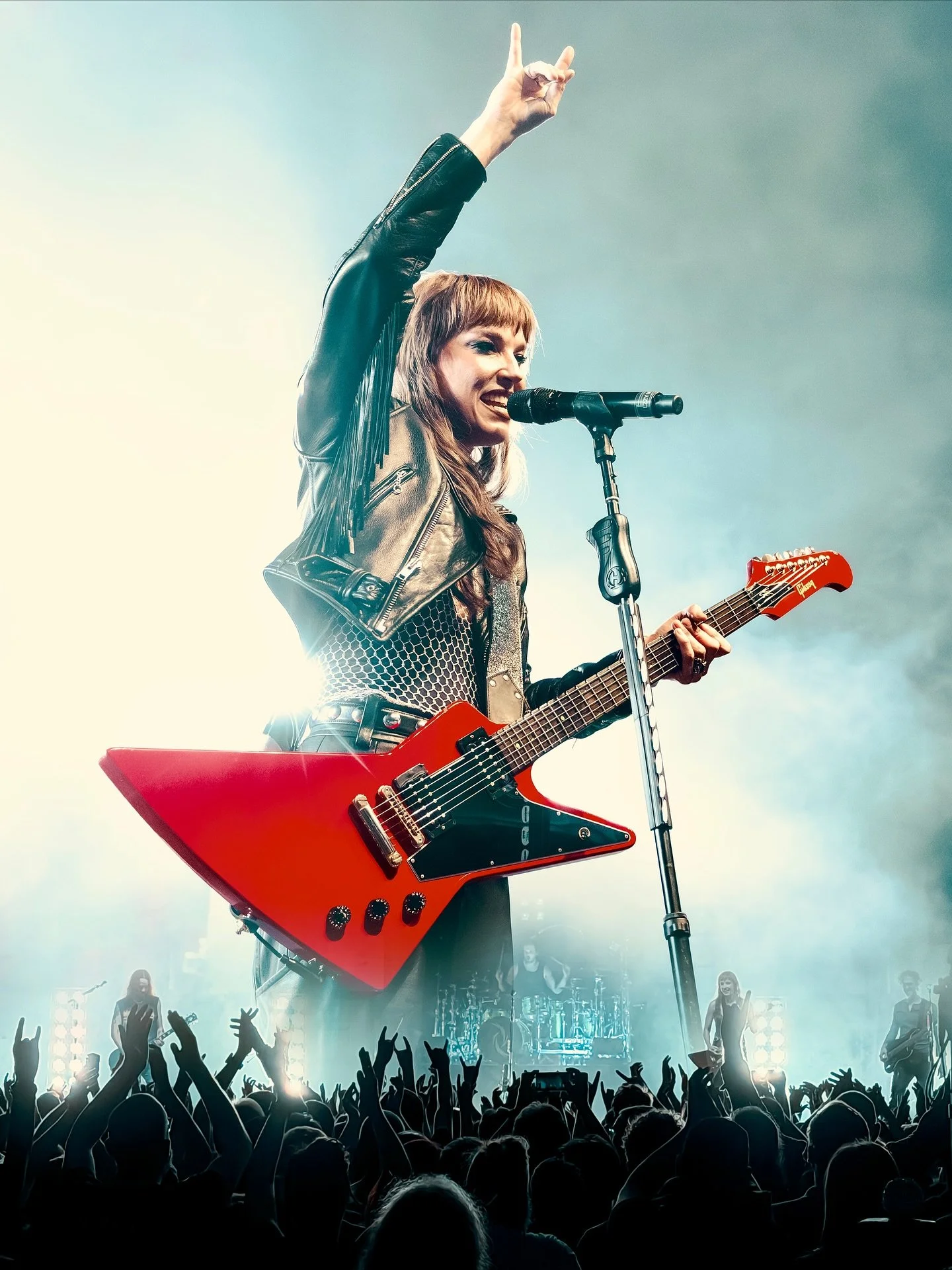 Concert photography is always amazing, but it just hits different when you&rsquo;re shooting one of your absolute favorite bands! When you feel every note, every lyric deep in your heart and soul.
It&rsquo;s always such a pleasure to photograph these