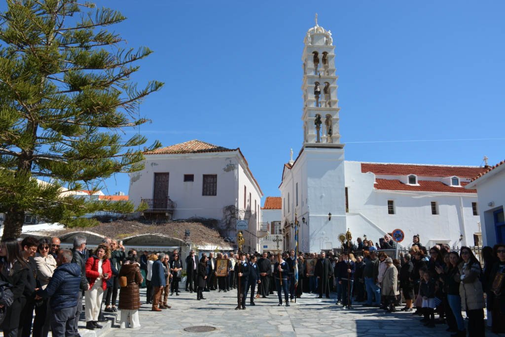 tinos-orthodoxias-32_53607831146_o.jpg