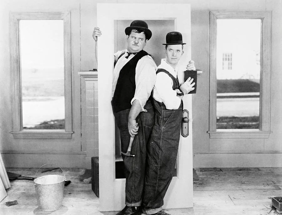 Another Fine Mess - Laurel &amp; Hardy and friends