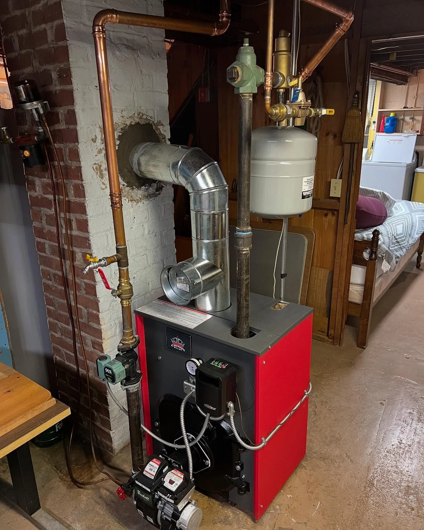 Out with the old, in with the new! 💧🔥 Another emergency boiler swap complete. Boiler failed and left customer without heat or hot water. We were able to install new boiler and upgraded to electric water heater quickly and efficiently!