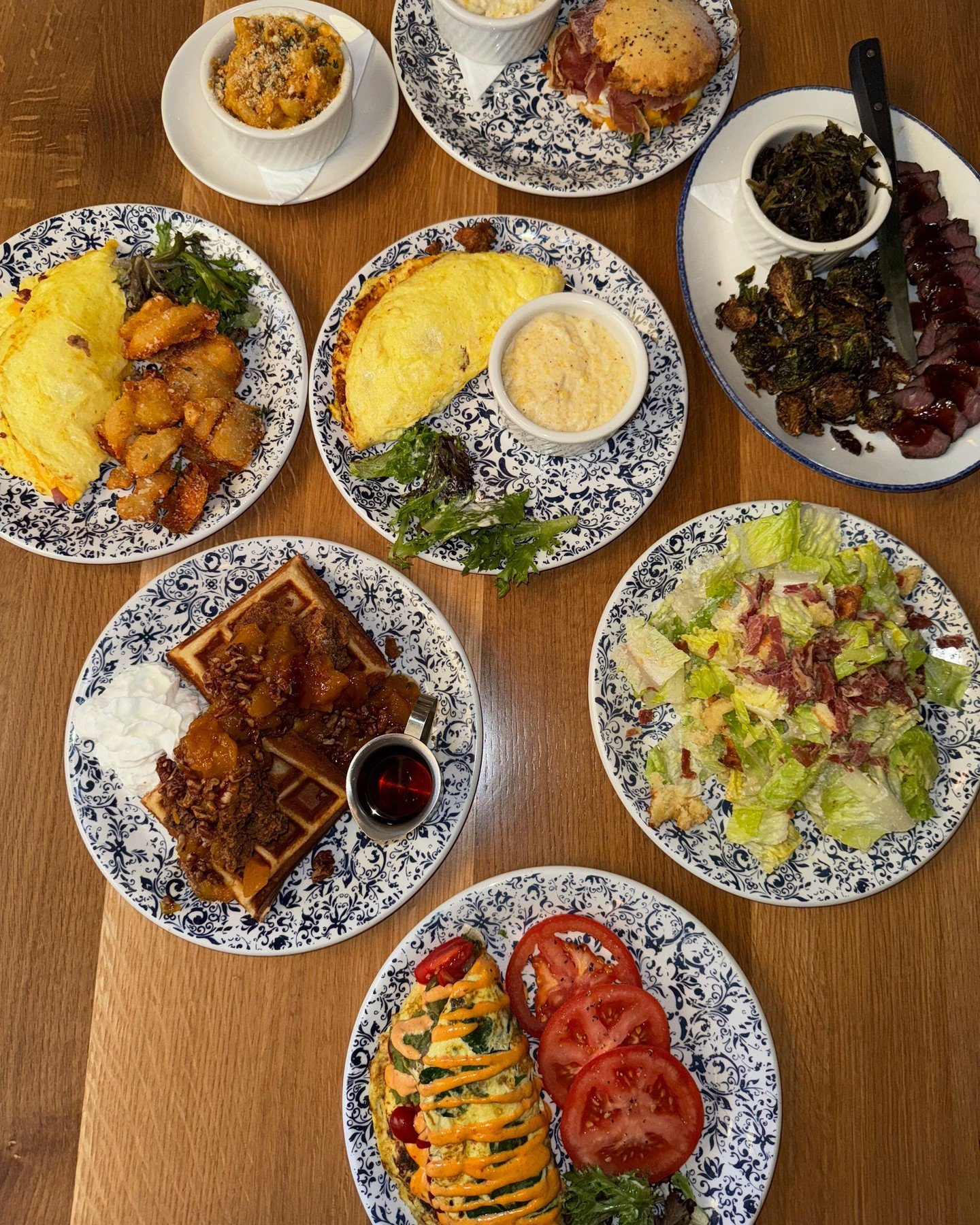 ✨ 12 Days of MidCity Giveaways ✨

🎄🎅We&rsquo;re spreading holiday cheer with daily prizes from your favorite local spots!!! 

✨ Day 7️⃣ we&rsquo;re giving away a Tupelo Honey $50 gift card and 25th Anniversary glass + 2 tickets to a Huntsville Symp