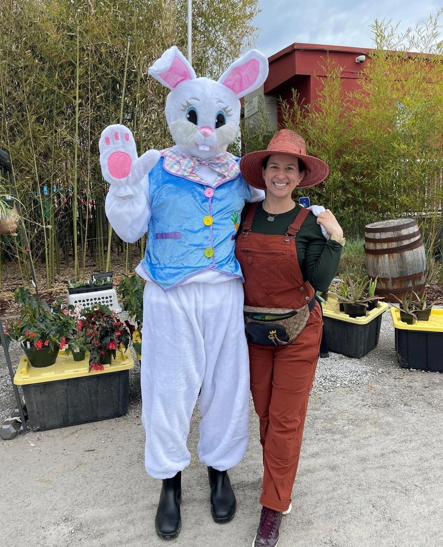 🐰🪺🌷Easter weekend is upon us! The Market at MidCity is open this Sunday with 46 local vendors from 12:00-4:00pm! 

🐰Thank you to the Apollo Coalition for presenting an amazing afternoon for everyone! The Easter Bunny will be on site, and there wi