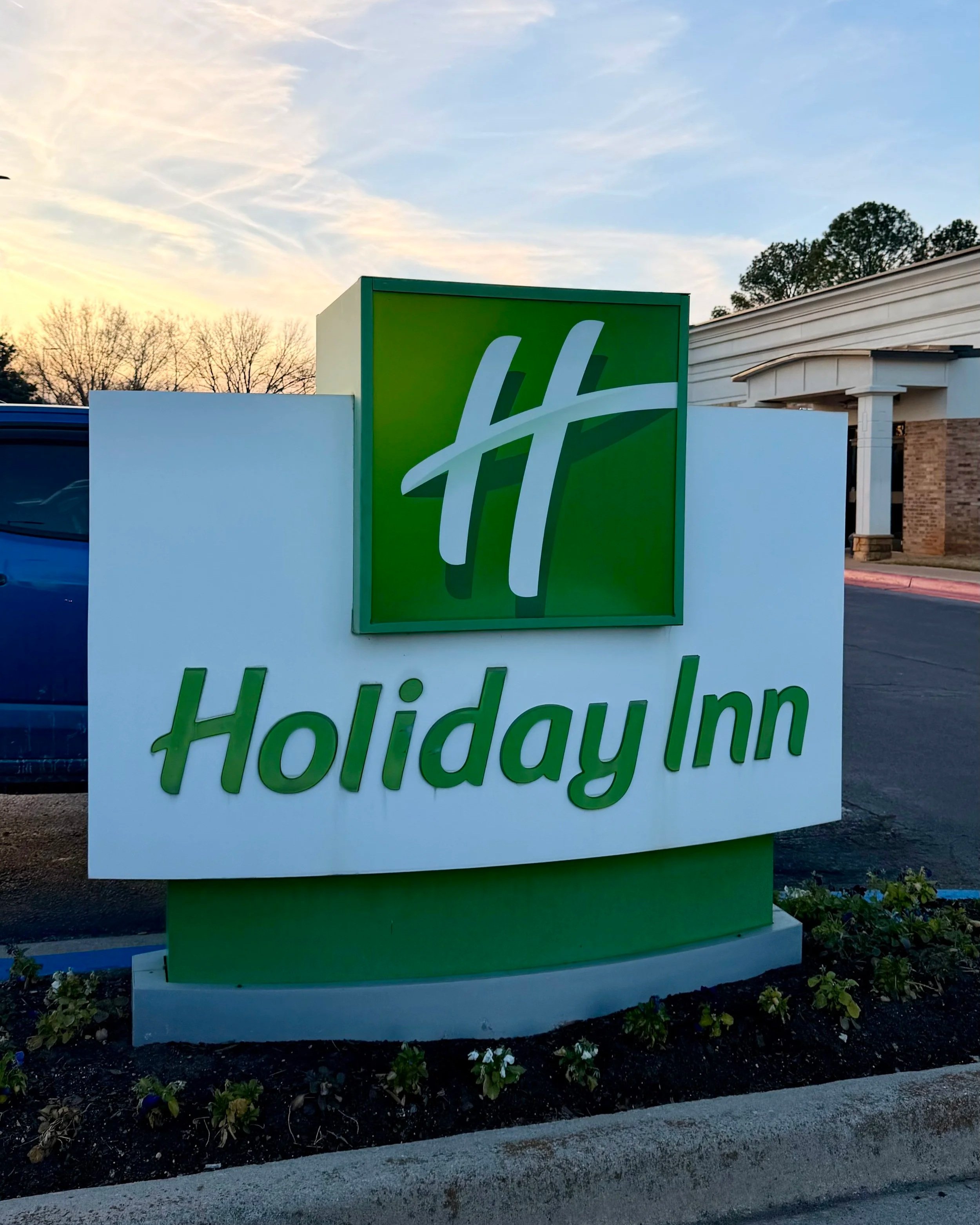 Holiday Inn 