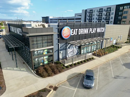 Dave & Buster's