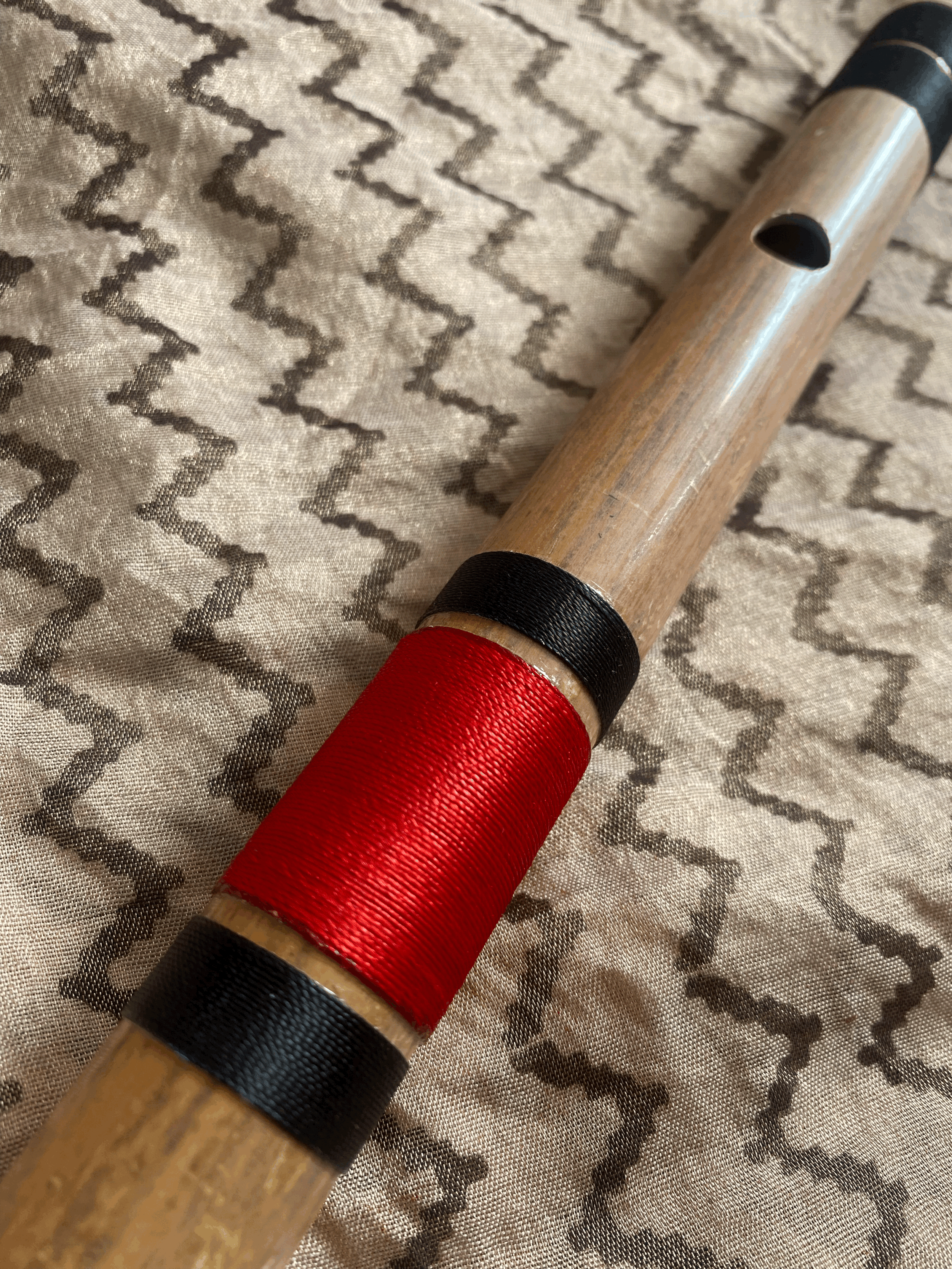 PROFESSIONAL QUALITY BANSURI FLUTE IN KEY OF C . HARD CASE INCLUDED IN PRICE