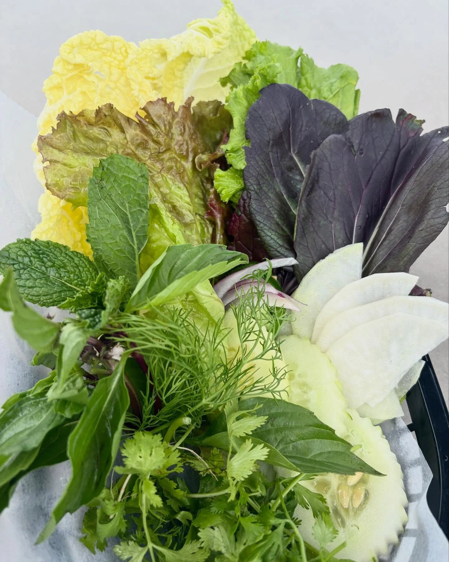 Summer is here! Produce is abundant and we couldn&rsquo;t be happier. Proud to say almost every single thing you will find in your garnish set these next few months will be coming straight from @growingtogethernashville .
Summer has certain challenge