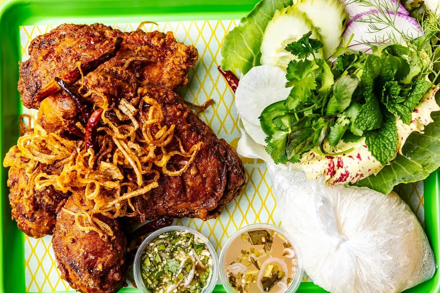 Back at it today! Come through and eat some chicken 🍗 
Heads up - we are still looking to hire for a full time FOH position. Awesome team and environment &amp; plenty of chicken :) Give us a shout at info@ssgainash.com