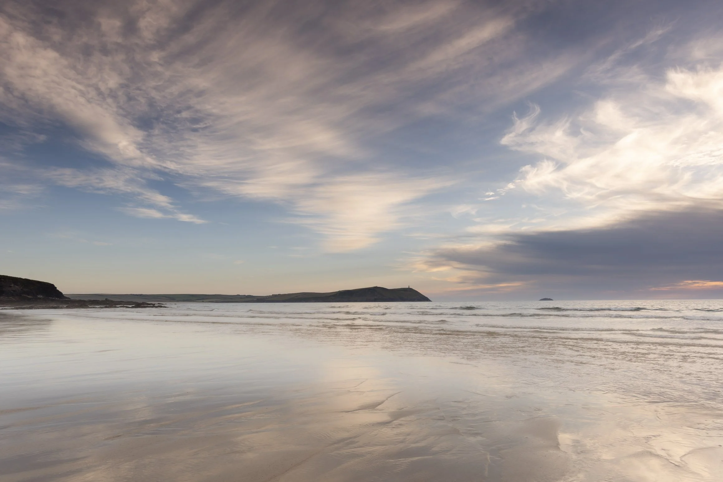 High Cirrus at Polzeath  [557]