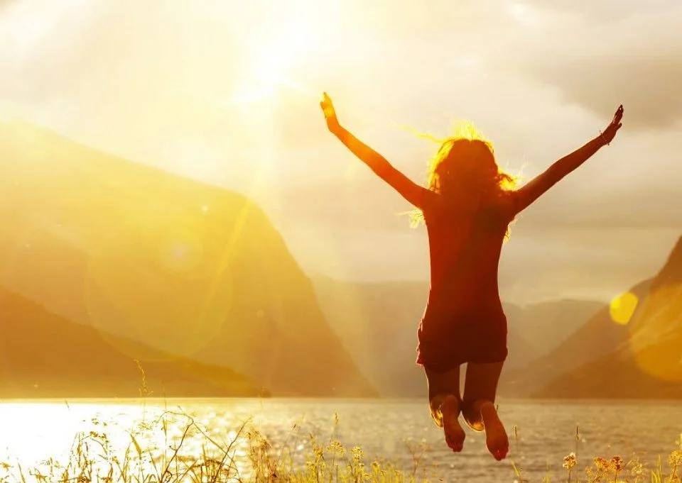 🌞 Focus on the Good 🌞
Every day might not be perfect &mdash; but every day has something good in it.

When we train our minds to look for the positive, we start to rewire our brains for happiness, hope, and growth. 💫

Take a moment today to notice