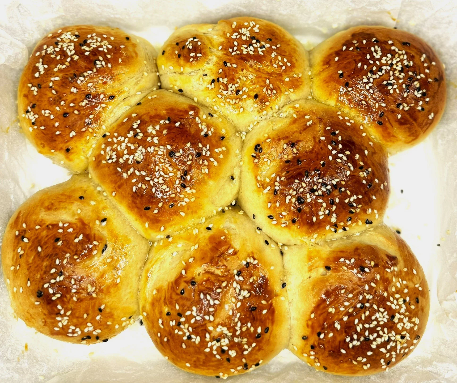 Ψωμάκια Brioche με ελάχιστο βούτυρο